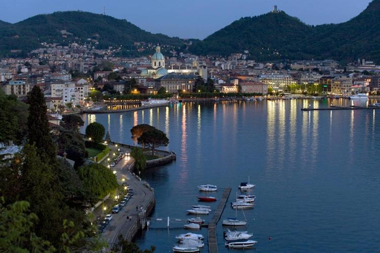 Elegant Sweet Apt Cernobbio Centro 外观 照片